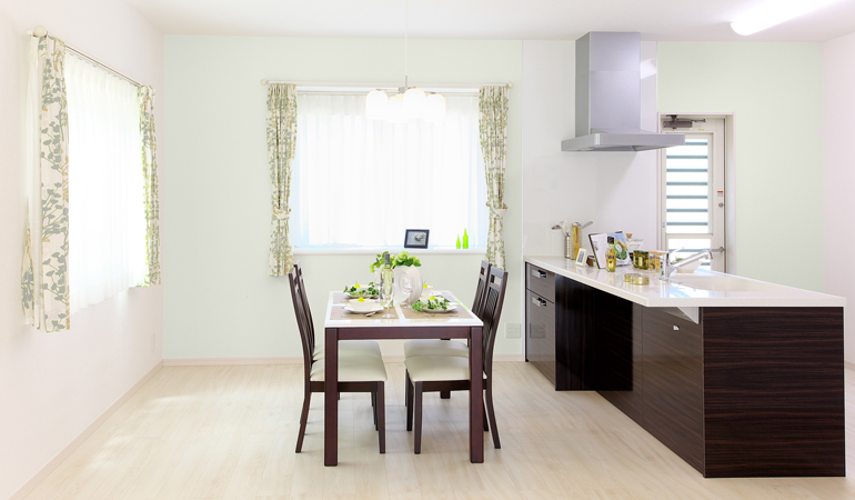 InteriorColors-Kitchen01.jpg